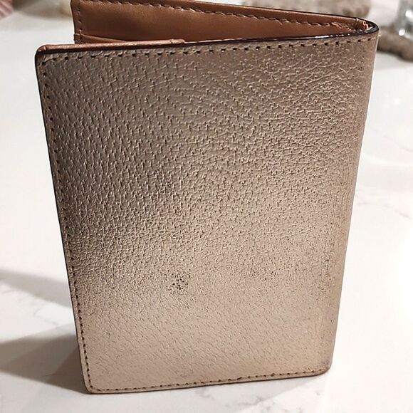 Kate Spade Metallic Rose Gold Leather Passport Holder Card Wallet - Picture 3 of 9